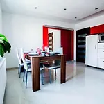 Am-Residence No. 19